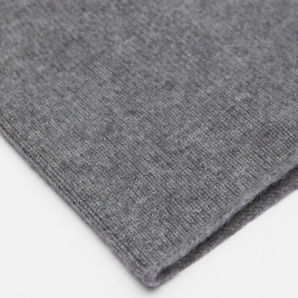 Zara 100% Cashmere Beanie main image 5